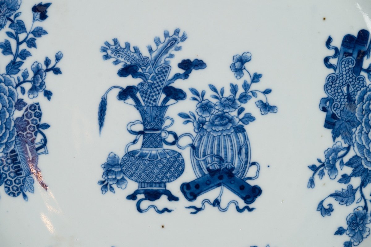 Pair Of Blue And White Dishes, Qianlong, Qing Dynasty, 1735-1796.-photo-4