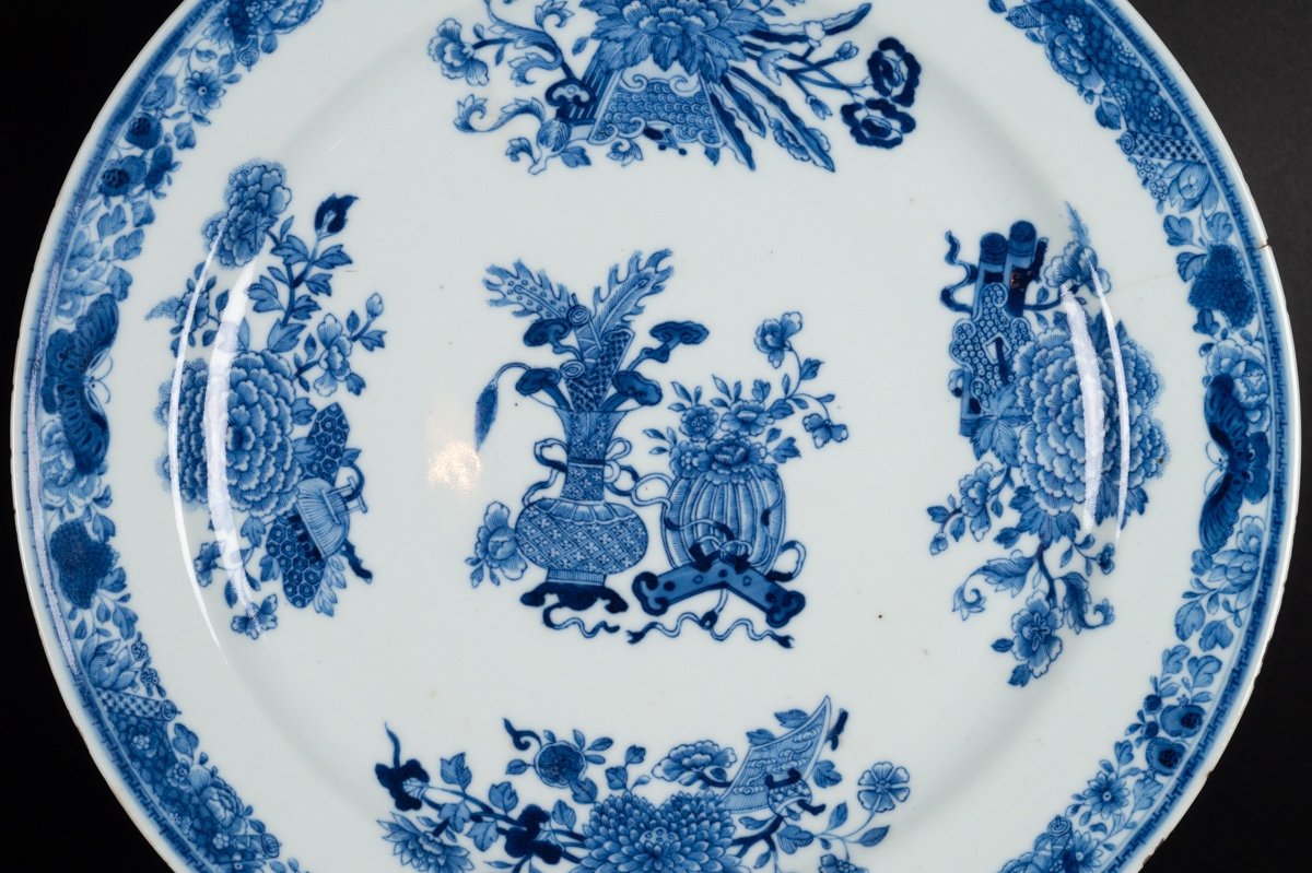 Pair Of Blue And White Dishes, Qianlong, Qing Dynasty, 1735-1796.-photo-2