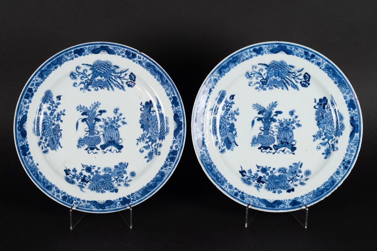 Pair Of Blue And White Dishes, Qianlong, Qing Dynasty, 1735-1796.