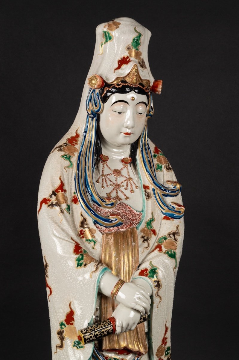 Kannon Bosatsu, Signé, Kutani, Japon, ère Meiji (1868-1912).   -photo-2