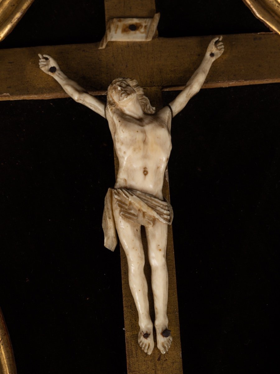 Crucifix In A Gilt Wooden Frame, Louis XV, France, 18th Century. -photo-5