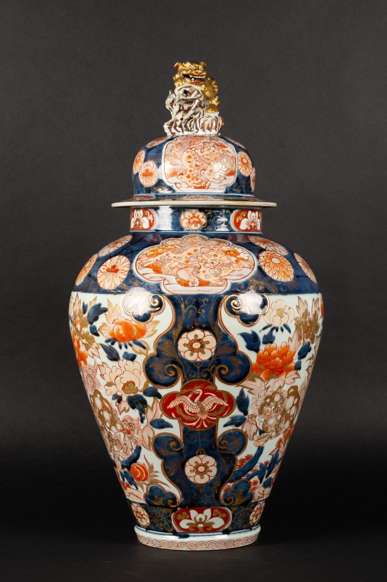 Chien Fo Vase, Arita-imari, Japan, Edo Period, 17th/18th Century. -photo-3