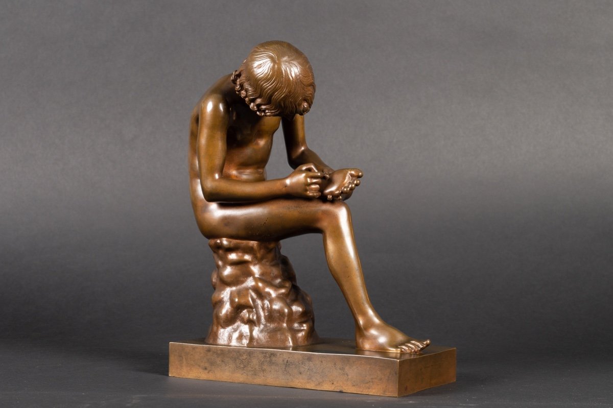 Spinario - A Boy Removes A Thorn From His Foot, Ferdinand Barbedienne, Bronze, 19th Century-photo-1