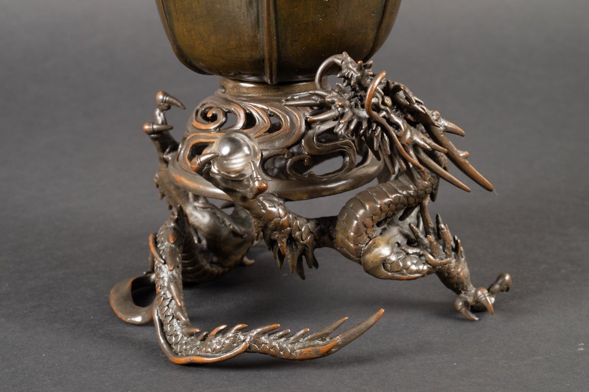 Vase With Dragons, Bronze, Japan, Meiji/taisho Era, Early 20th Century. -photo-2