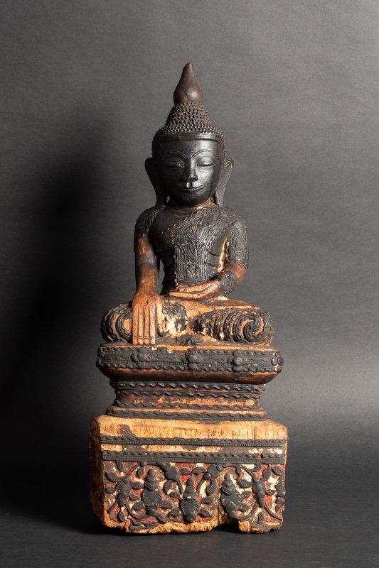 Shan Buddha, Burma, 17th-18th Century. Polychrome Wood.     