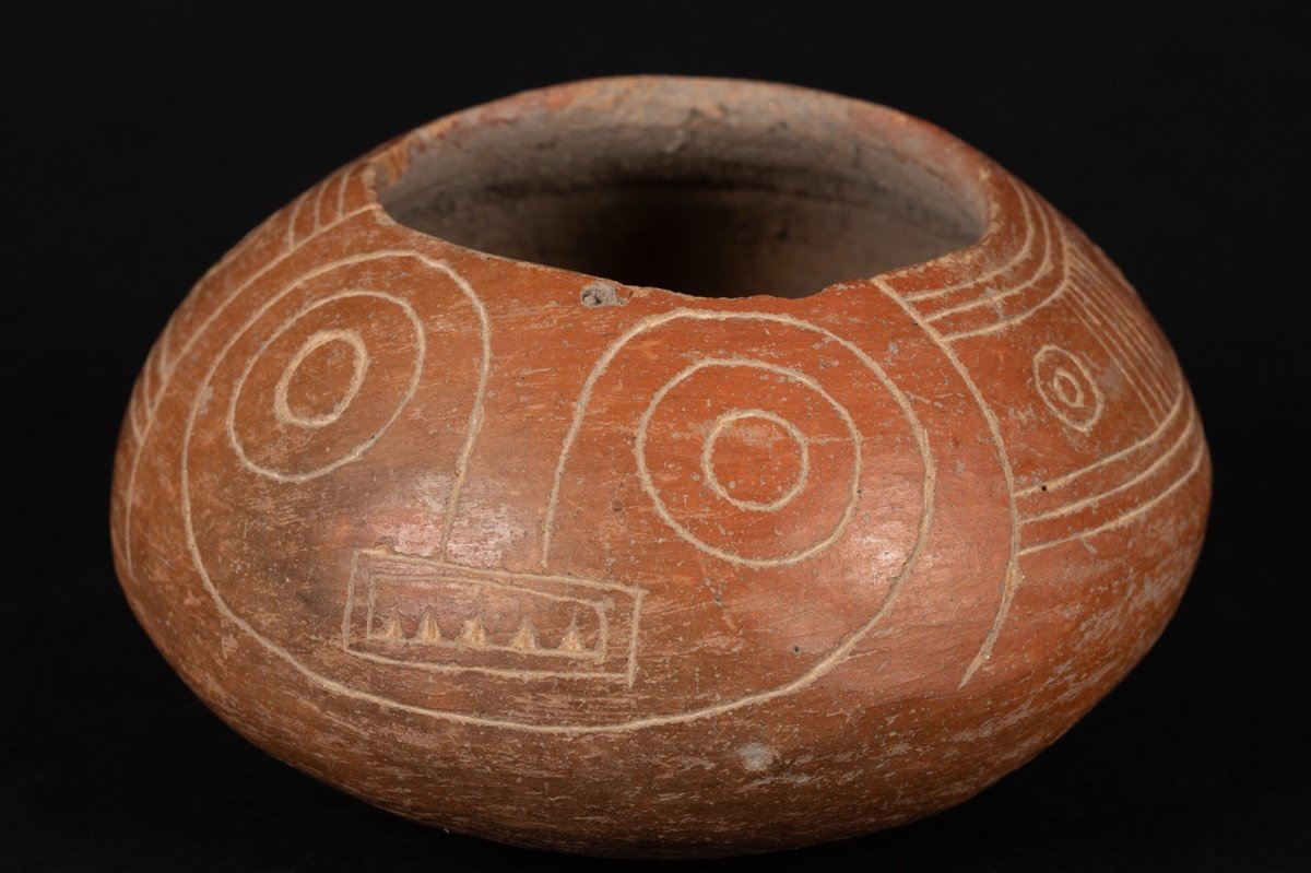 Masked Vase, Chorrera Culture (1300 - 300 Bc), Ecuador, Pre-columbian Ceramics. -photo-2