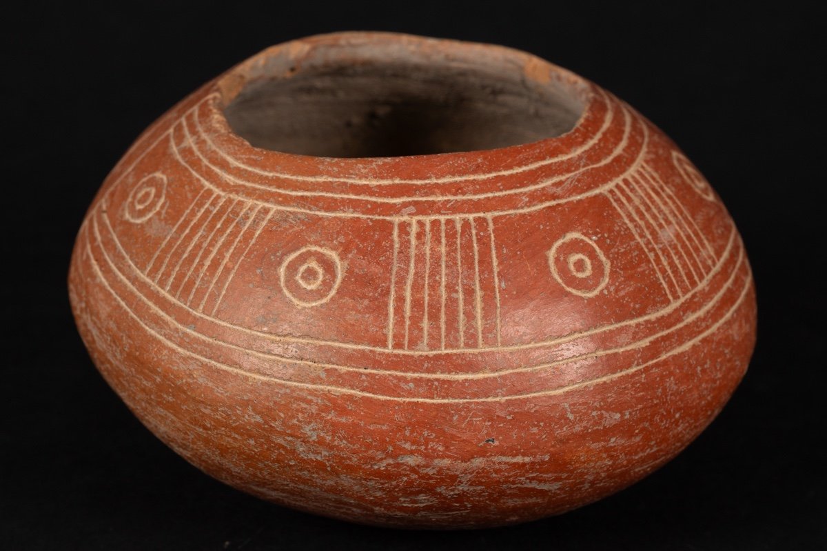 Masked Vase, Chorrera Culture (1300 - 300 Bc), Ecuador, Pre-columbian Ceramics. -photo-3