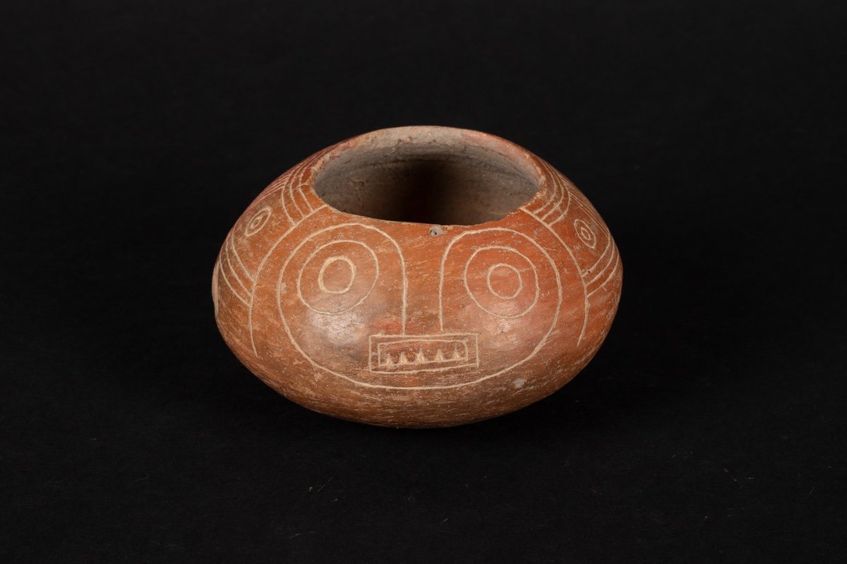 Masked Vase, Chorrera Culture (1300 - 300 Bc), Ecuador, Pre-columbian Ceramics. 