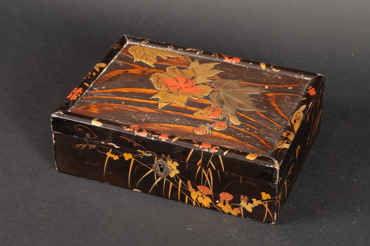 Coffret Tebako Avec Hibiscus, Laque Maki-e, Japon, ère Meiji (1868-1912).-photo-2