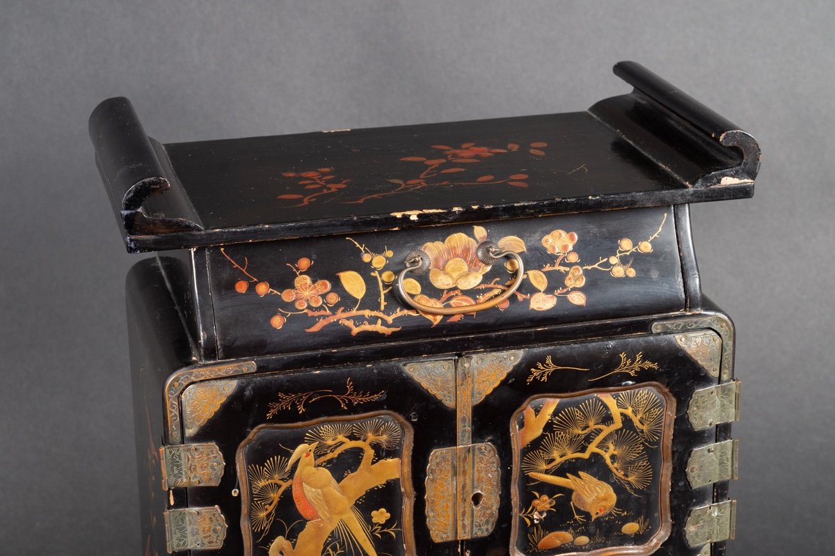 Cabinet, Lacquer, Japan, Meiji Era (1868-1912).  -photo-1