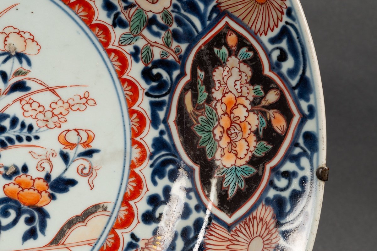 Plat à Fleurs, Arita - Imari, Japon, époque Edo, Vers 1700. -photo-4