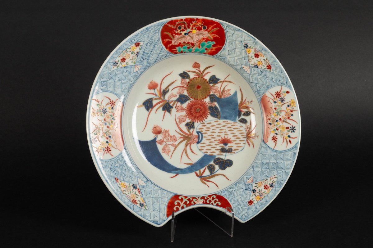 Barber Bowl, Arita - Imari, Japan, Edo Period, 18th-19th Century.  -photo-2