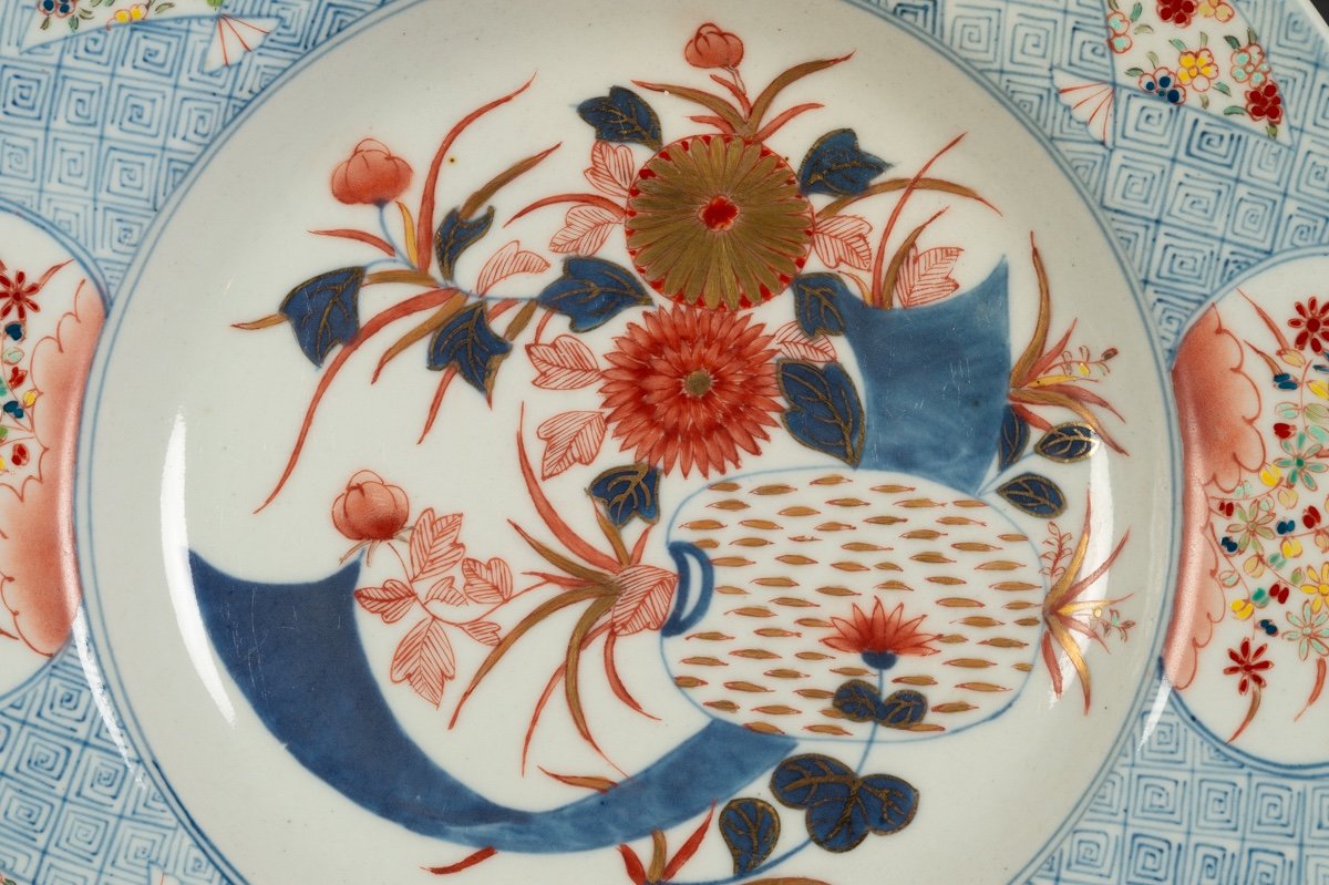 Barber Bowl, Arita - Imari, Japan, Edo Period, 18th-19th Century.  -photo-4