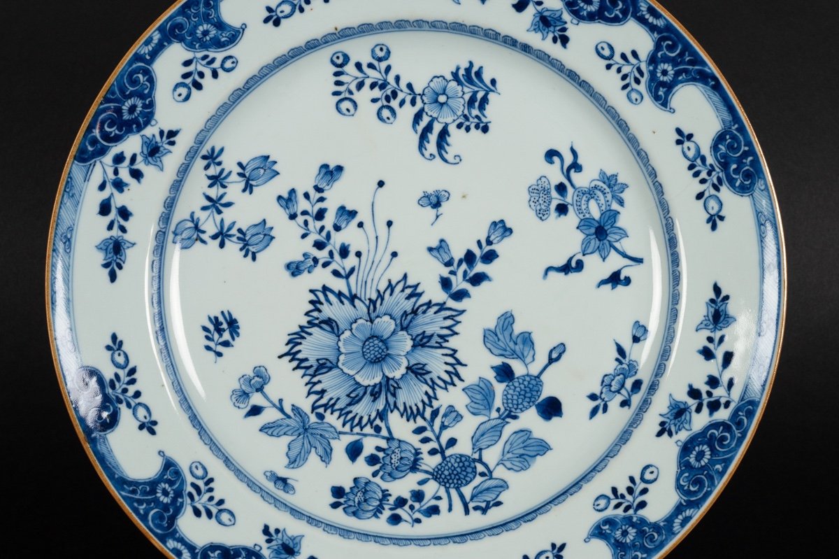 Blue And White Dish, China, Kangxi Period (1661-1722).  -photo-3