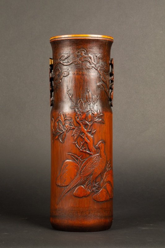 Chinese Bamboo Brush Pot, Qing Dynasty, 18th / 19th Century.