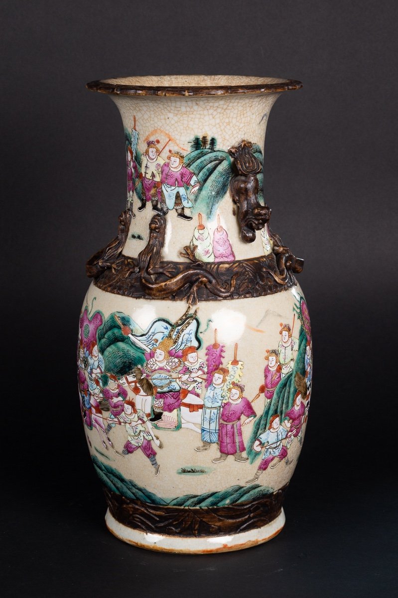 Vase With Warriors, China, Nanjing, Qing Dynasty, Late 19th Century.-photo-3