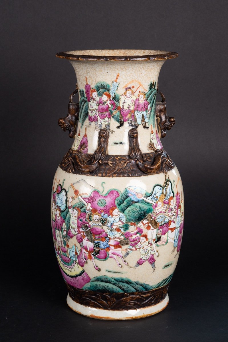 Vase With Warriors, China, Nanjing, Qing Dynasty, Late 19th Century.-photo-4