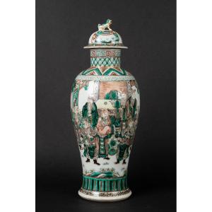 Vase à Figures, Famille Verte, Chine, Dynastie Qing, XIXe Siècle.