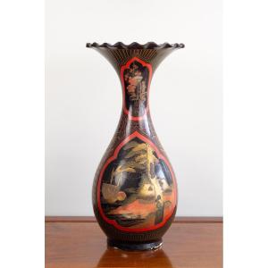 Vase En Laque, Arita, Japon, ère Meiji (1868-1912). 