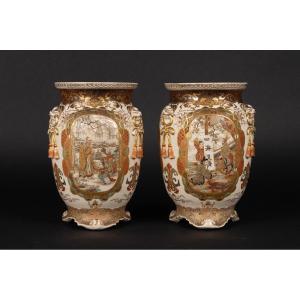 Pair Of Satsuma Vases, Japan, Meiji Era (1868-1912).