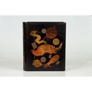 Japanese Book-shaped Lacquer Box, Meiji Era (1868-1912)