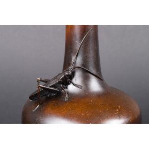 Vase With Grasshopper, Bronze, Japan, Meiji Era (1868-1912)