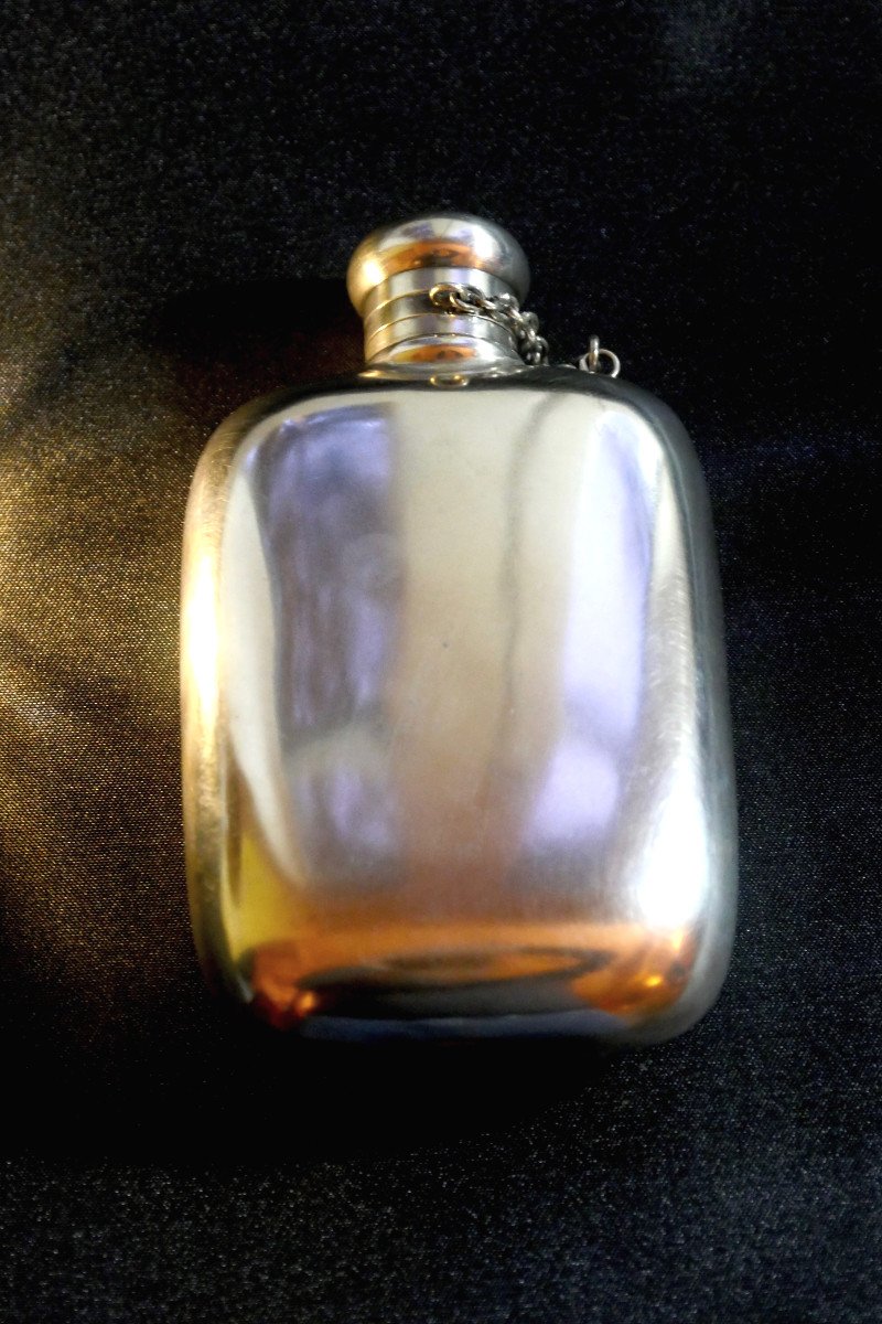 Flasque à alcool – Argent massif – Accessoire de voyage.