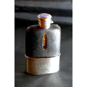 Flasque à alcool – Argent massif – Accessoire de voyage.