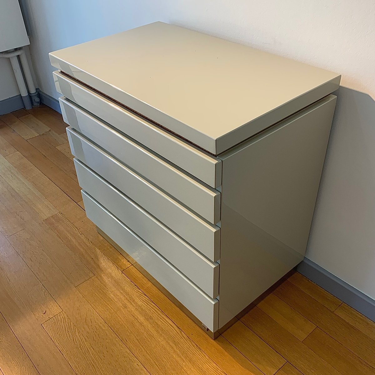 Grey Lacquer Chest Of Drawers By Jean-claude Mahey, 1970s-photo-3