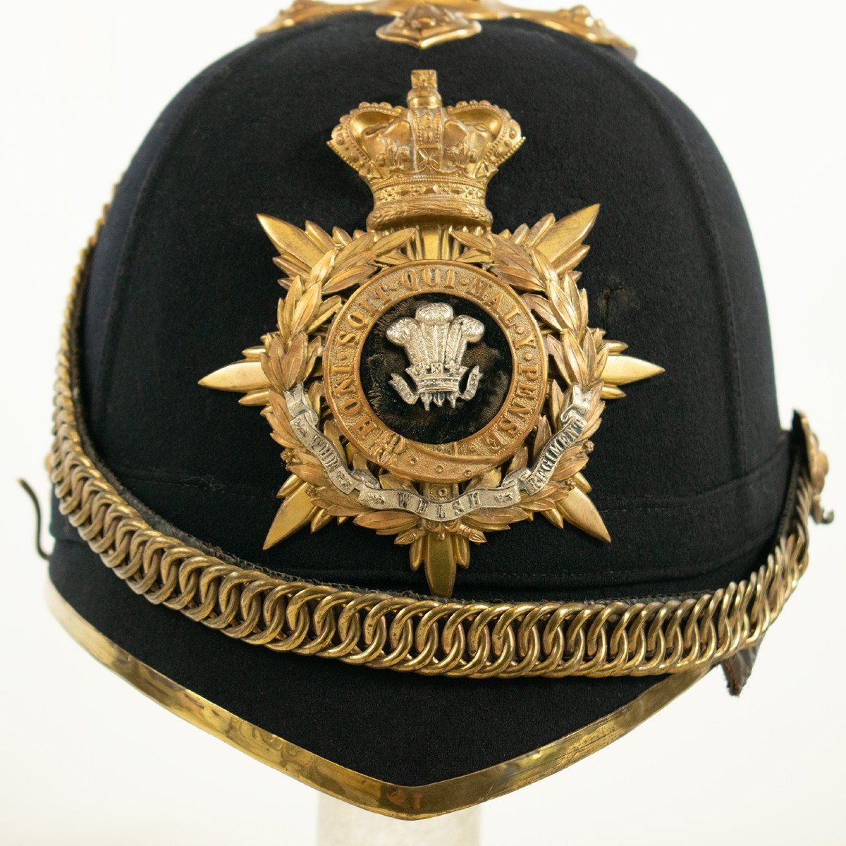 Victorian Regimental Helmet Of The Welsh Regiment-photo-1