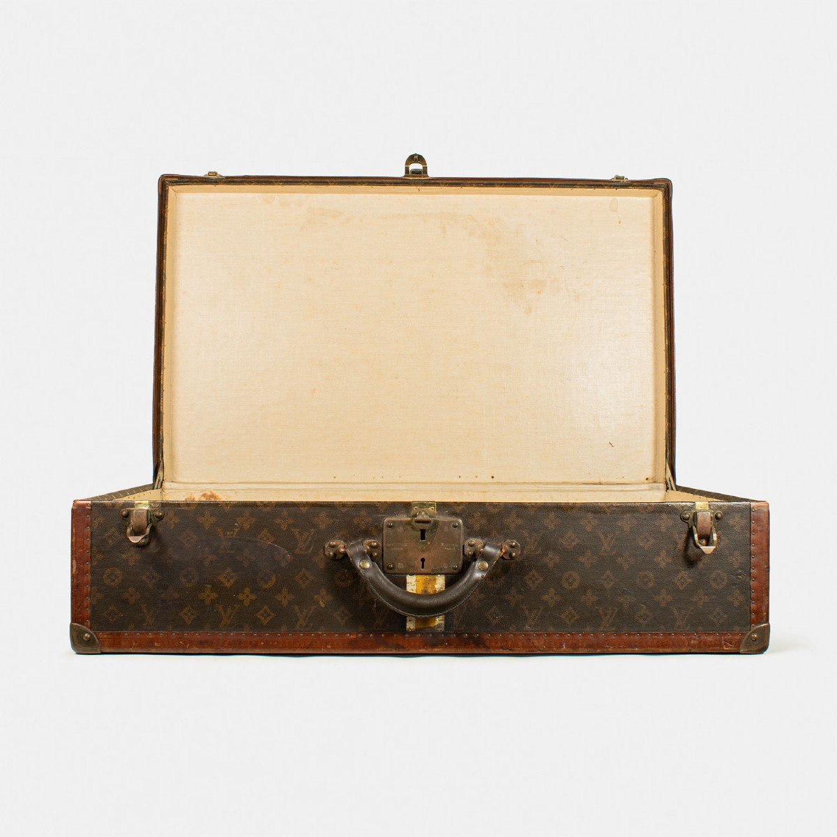 Louis Vuitton Suitcase From The Early 20th Century-photo-2