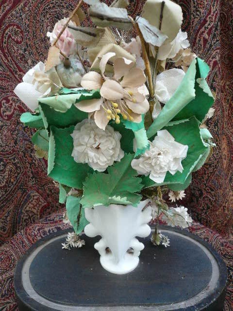Louis Philippe Bridal Bouquet Under Globe-photo-1