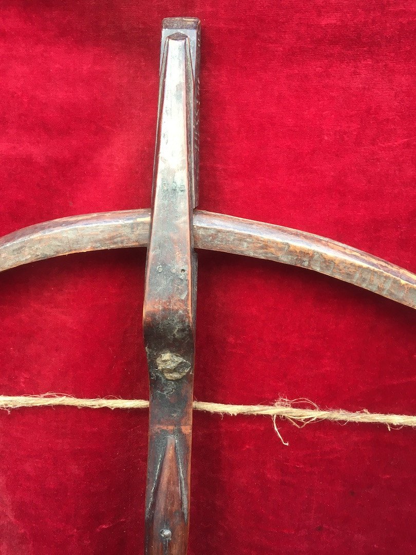 Crossbow In Wood And Fibers With Brown Patina. Fang Pygmy, Gabon, Central Africa.-photo-3