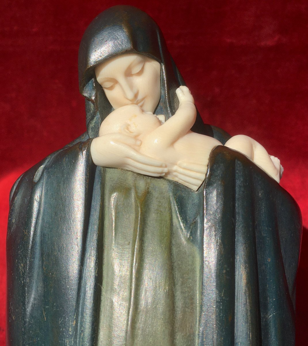 Madonna And Child Chryselephantine And Bronze By Lucienne Heuvelmans. French Art Deco.-photo-2