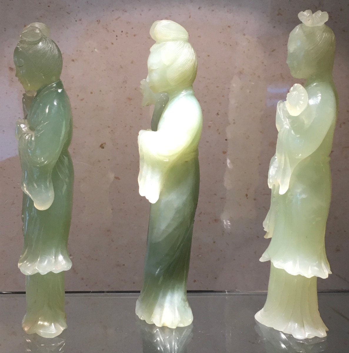 Statuettes de trois Immortelles en jade vert. Chine XIXe - XXe siècle.-photo-4