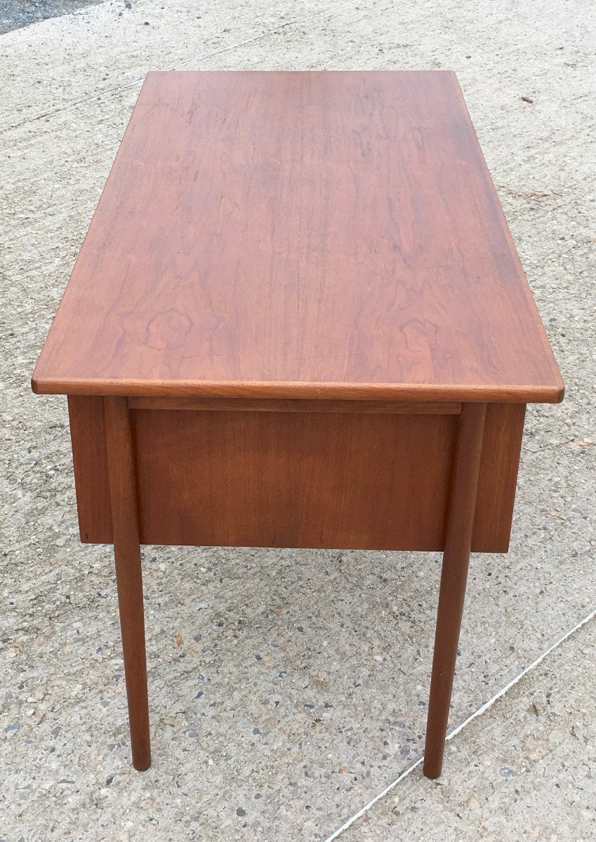 Vintage Scandinavian Mid Century Desk In Rosewood Veneer. Denmark 1960s - 1970s.-photo-5