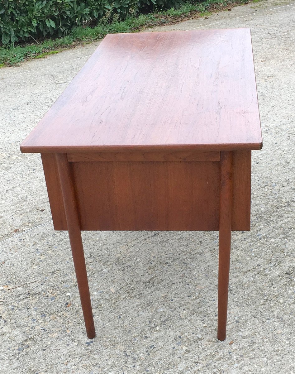 Vintage Scandinavian Mid Century Desk In Rosewood Veneer. Denmark 1960s - 1970s.-photo-8