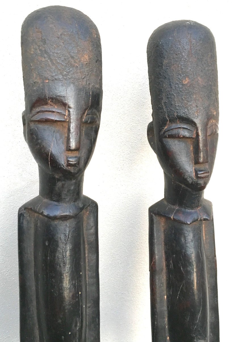 Pair Of Bateba Hardwood Statues With Black Patina. Lobi, Burkina Faso. Mid-20th Century.-photo-3