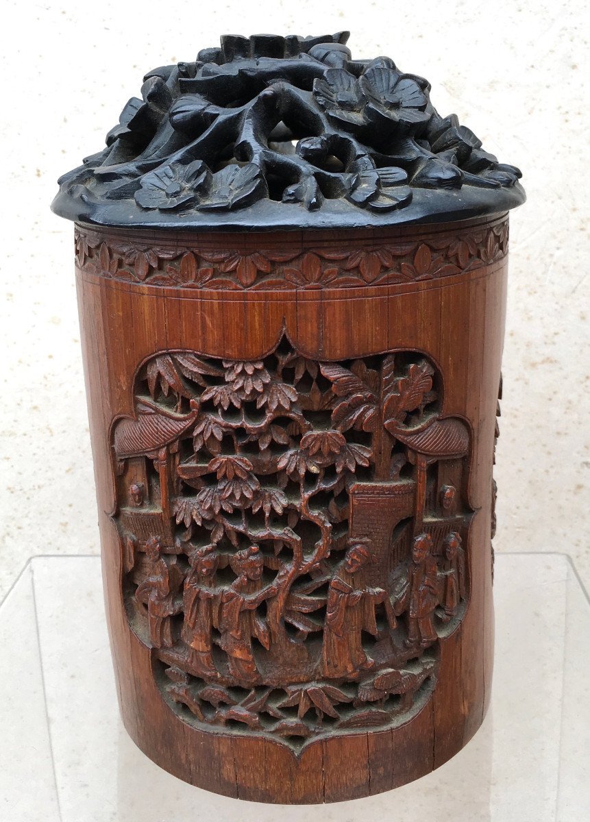 Pot à pinceaux en bambou bitong sculpté couvercle ajouré en bois de zitan. Chine Dynastie Qing-photo-5