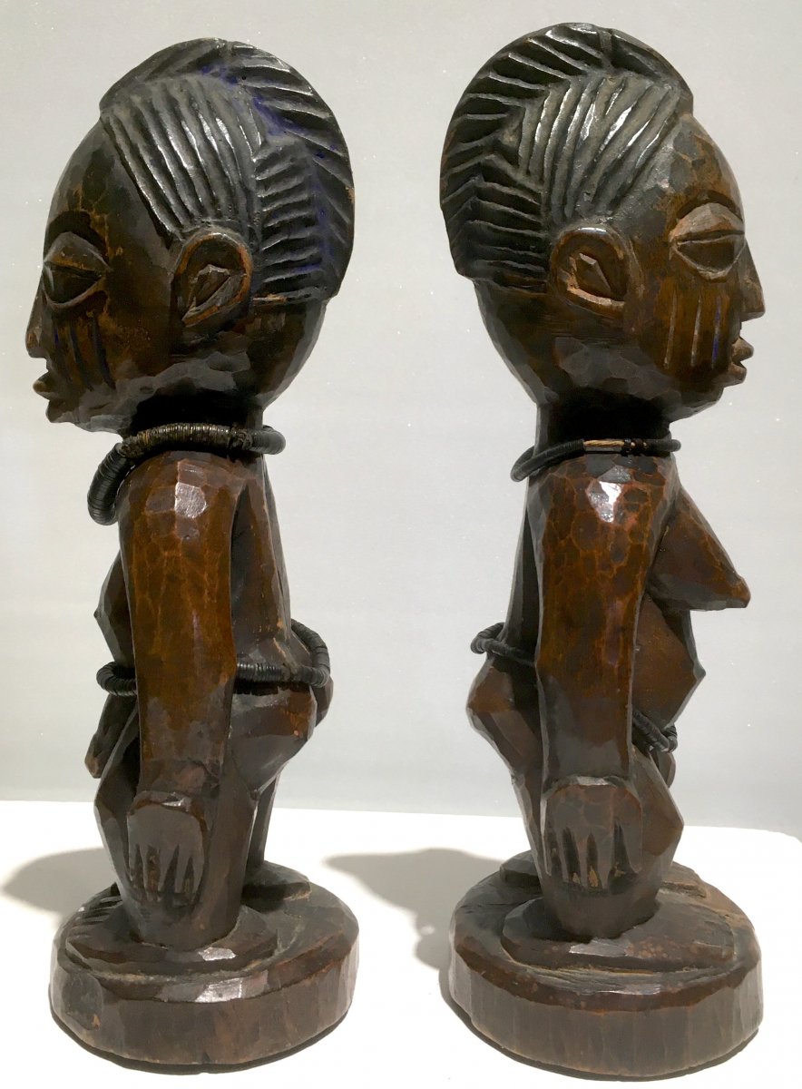 Couple Of Ibedji Statuettes. Wood With Patina Of Use. Yoruba, Nigeria Benin. Mid-20th Century.-photo-3