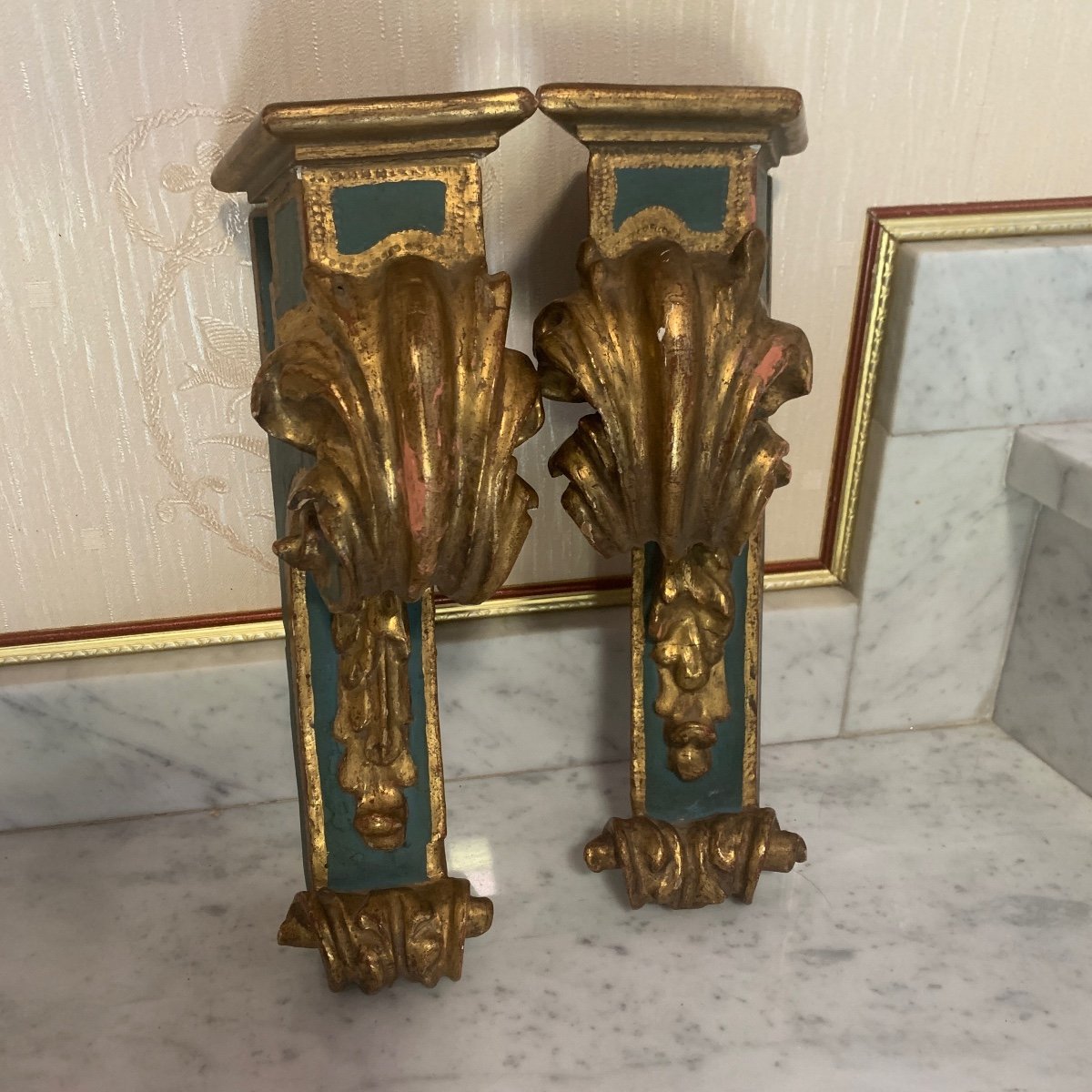 Pair Of Gilded Wood Wall Brackets -photo-5