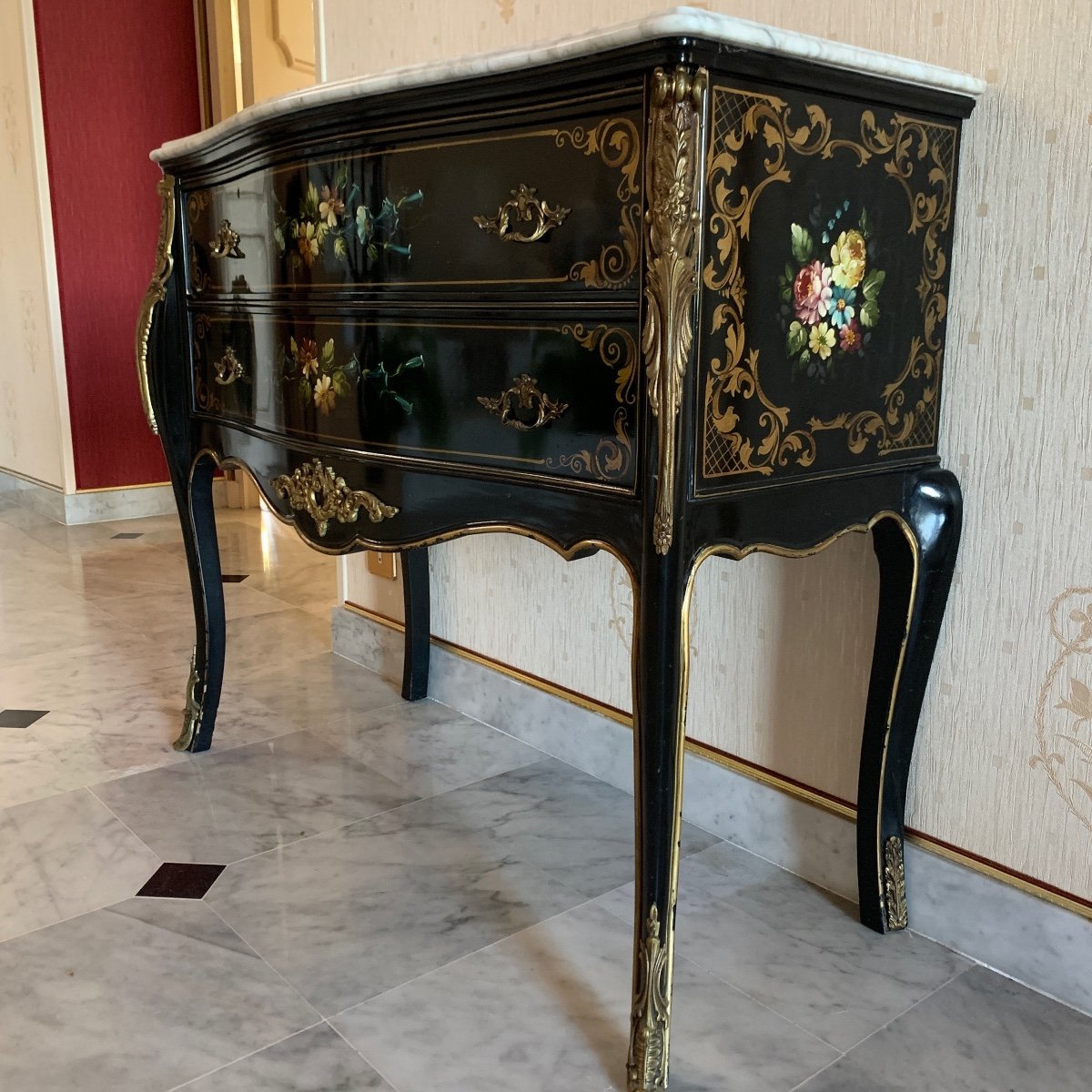 Commode Sauteuse Bois Laqué Noir - Style Louis XV-photo-1