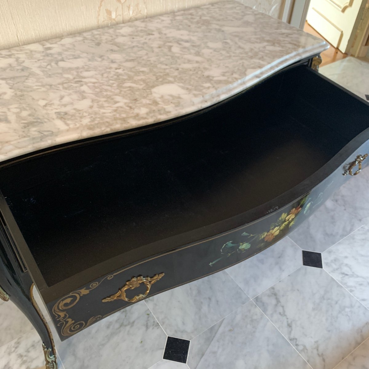 Commode Sauteuse Bois Laqué Noir - Style Louis XV-photo-7