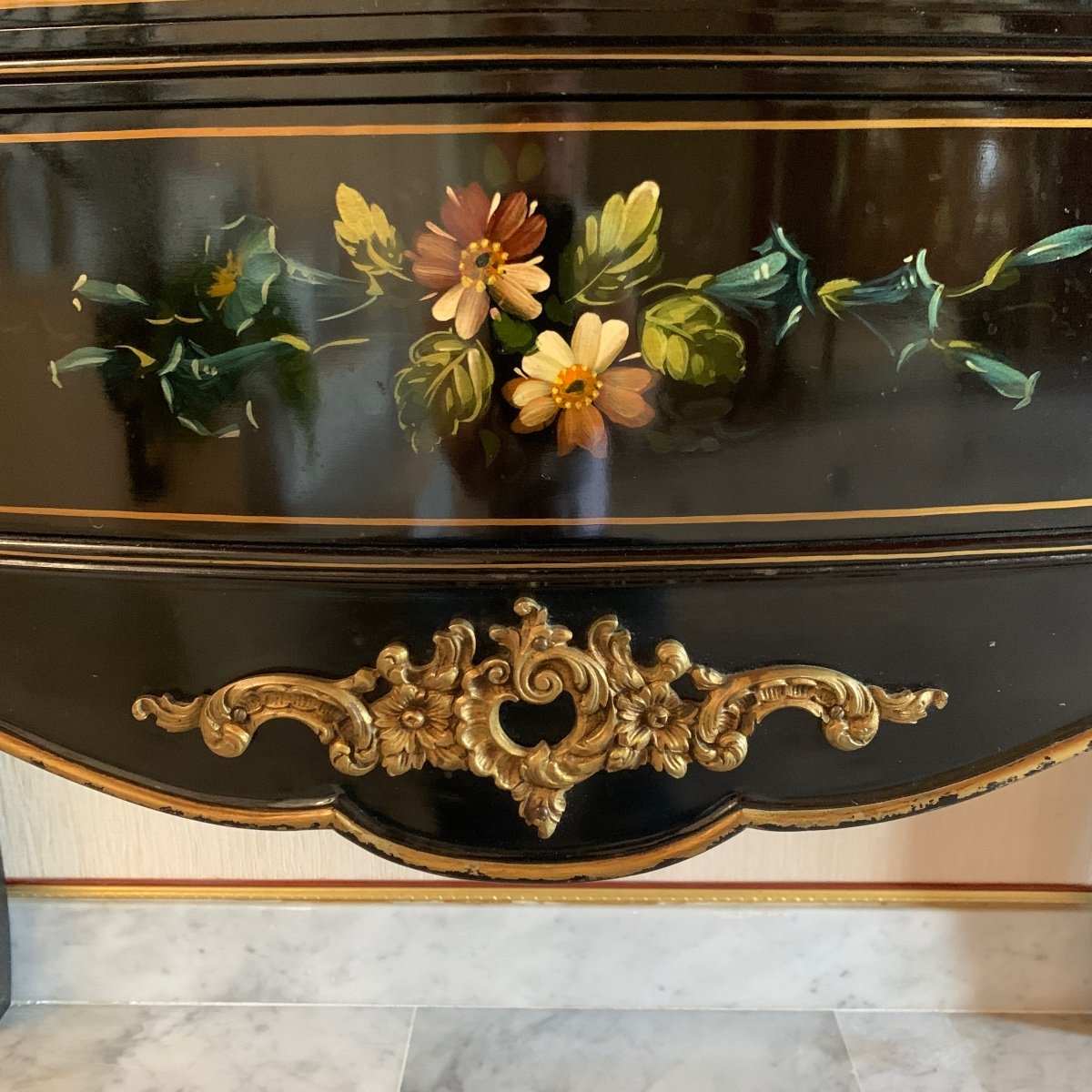 Commode Sauteuse Bois Laqué Noir - Style Louis XV-photo-8