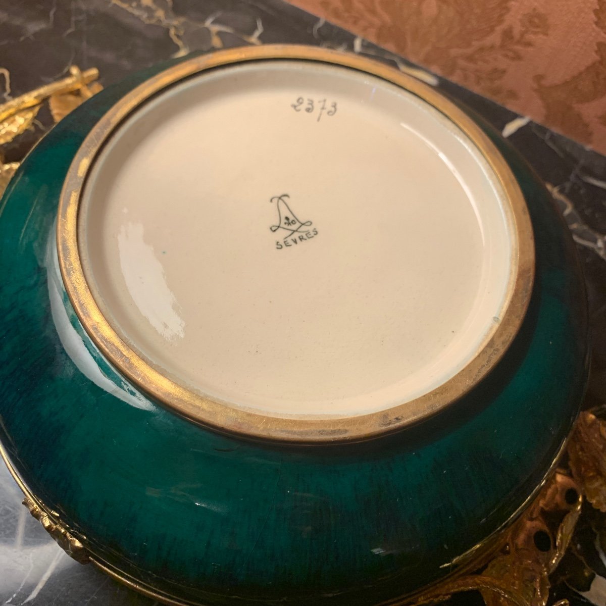 Coupe ou Vide Poche En Porcelaine De Sèvres et Bronze Doré-photo-2