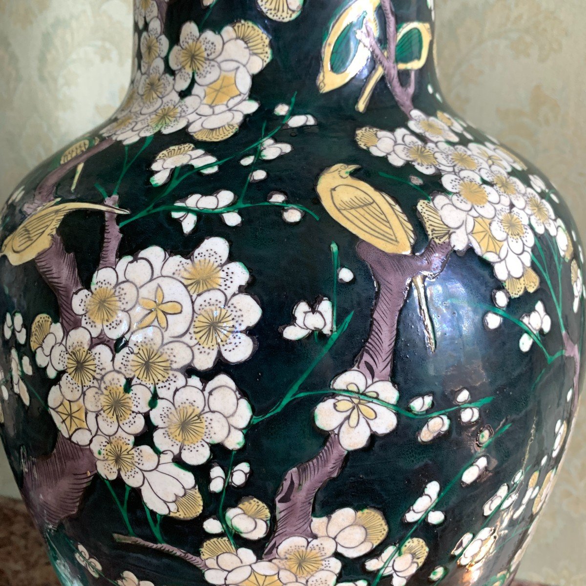 Pair Of 19th Century China Vases-photo-3