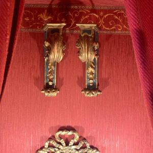 Pair Of Gilded Wood Wall Brackets 