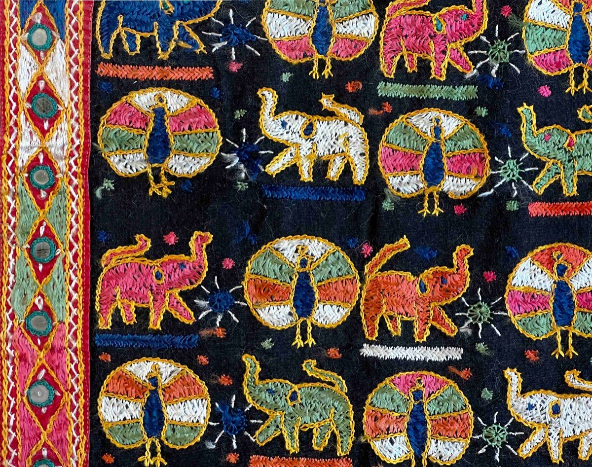 Indian Textile 20th 84 X 50 - No. 720-photo-3