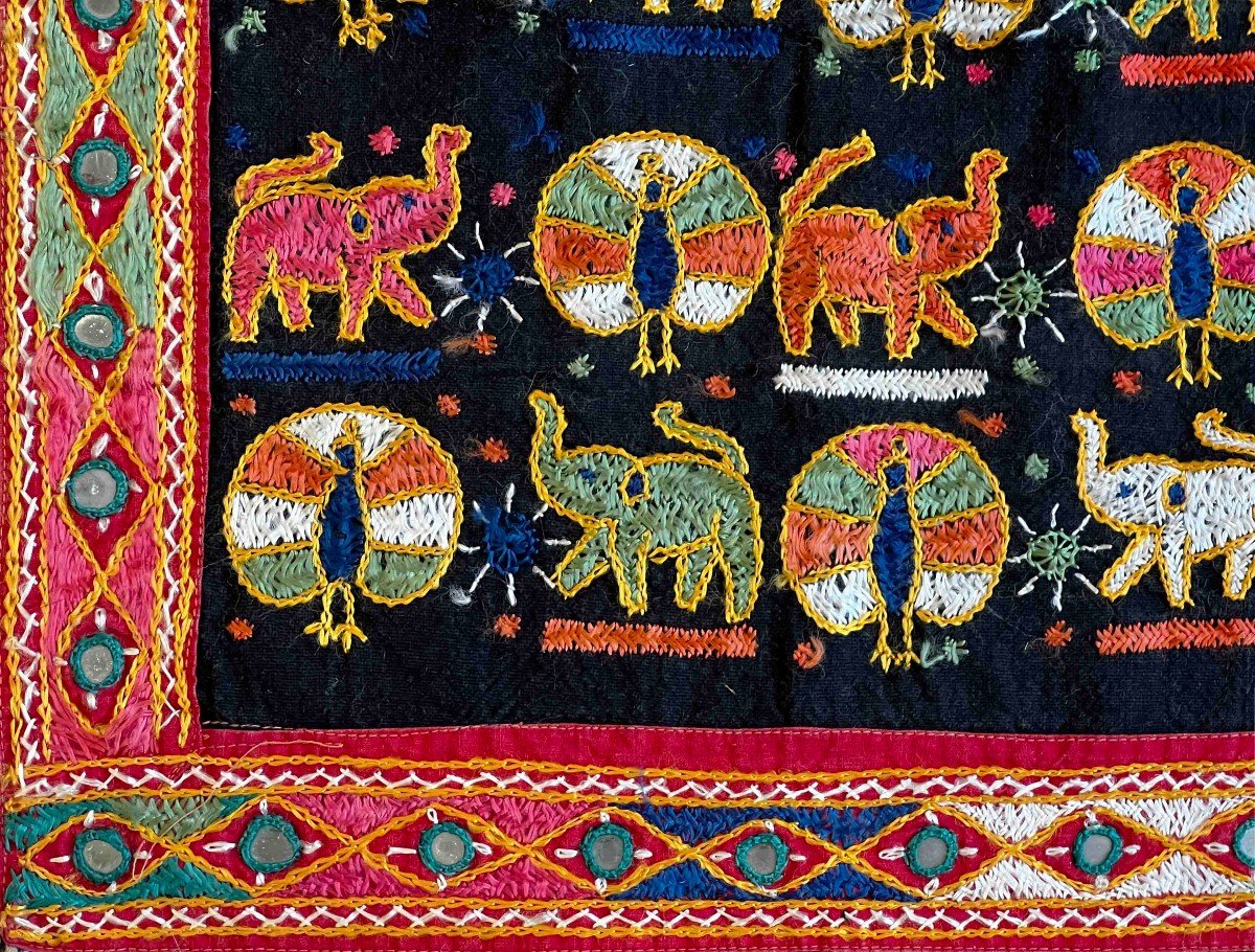 Indian Textile 20th 84 X 50 - No. 720-photo-5