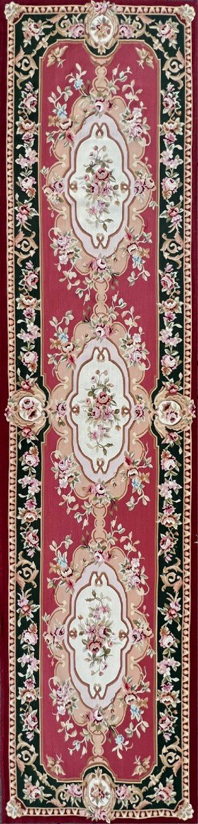 Galerie d'Aubusson Hallway Rug, Napoleon III Style, Circa 1950 - 392x92 - No. 1497